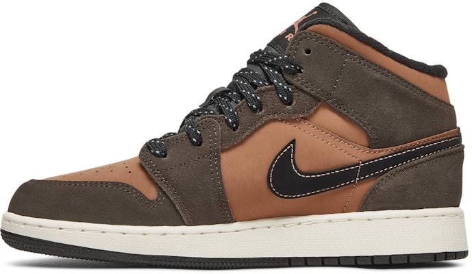 (Grade School) Air Jordan 1 Mid SE 'Dark Chocolate' DC7248-200 Lookbook (Grade School) Air Jordan 1 Mid SE 'Dark Chocolate' DC7248-200