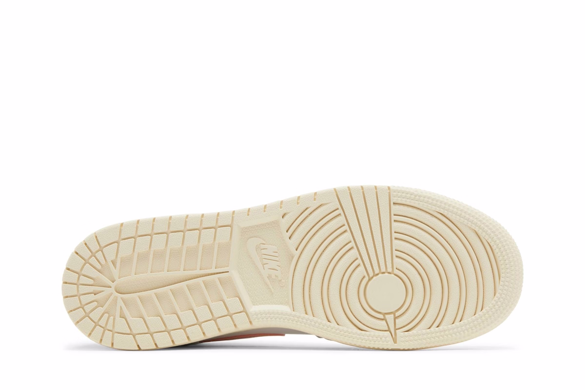 (Grade School) Air Jordan 1 Mid SE 'Pink Oxford' DZ5361-100