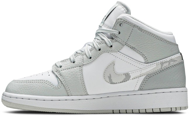 (Grade School) Air Jordan 1 Mid SE 'Swoosh Logo - Grey Camo' DD3235-100 Lookbook (Grade School) Air Jordan 1 Mid SE 'Swoosh Logo - Grey Camo' DD3235-100