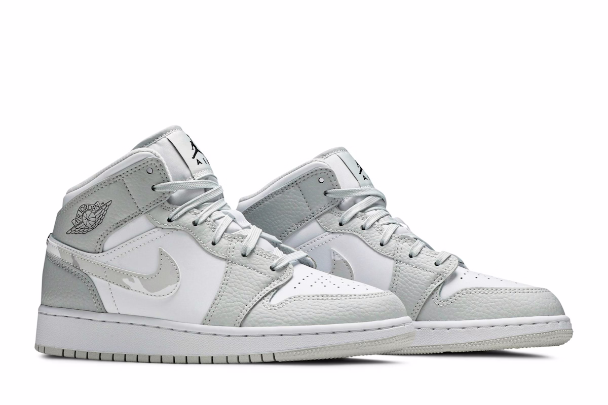 (Grade School) Air Jordan 1 Mid SE 'Swoosh Logo - Grey Camo' DD3235-100