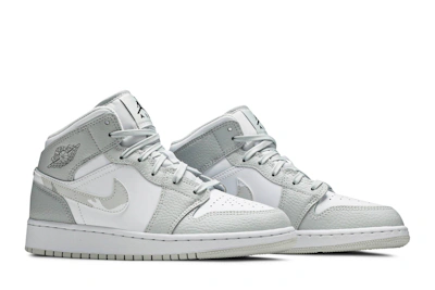 (Grade School) Air Jordan 1 Mid SE 'Swoosh Logo - Grey Camo' DD3235-100