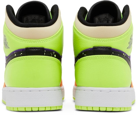 (GS) 에어 조던 1 미드 SE '볼트 비비드 오렌지' FD8795-700 Details for (GS) 에어 조던 1 미드 SE '볼트 비비드 오렌지' FD8795-700