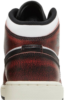 (Gred Sekolah) Air Jordan 1 Mid SE 'Wear-Away' FB0568-006 Sizing (Gred Sekolah) Air Jordan 1 Mid SE 'Wear-Away' FB0568-006