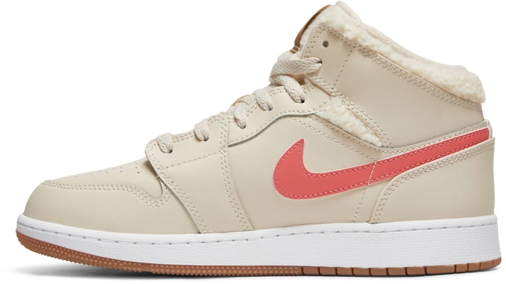 (Akas Darjah) Air Jordan 1 Mid Utiliti 'Fleece' DO2207-264 Lookbook (Akas Darjah) Air Jordan 1 Mid Utiliti 'Fleece' DO2207-264