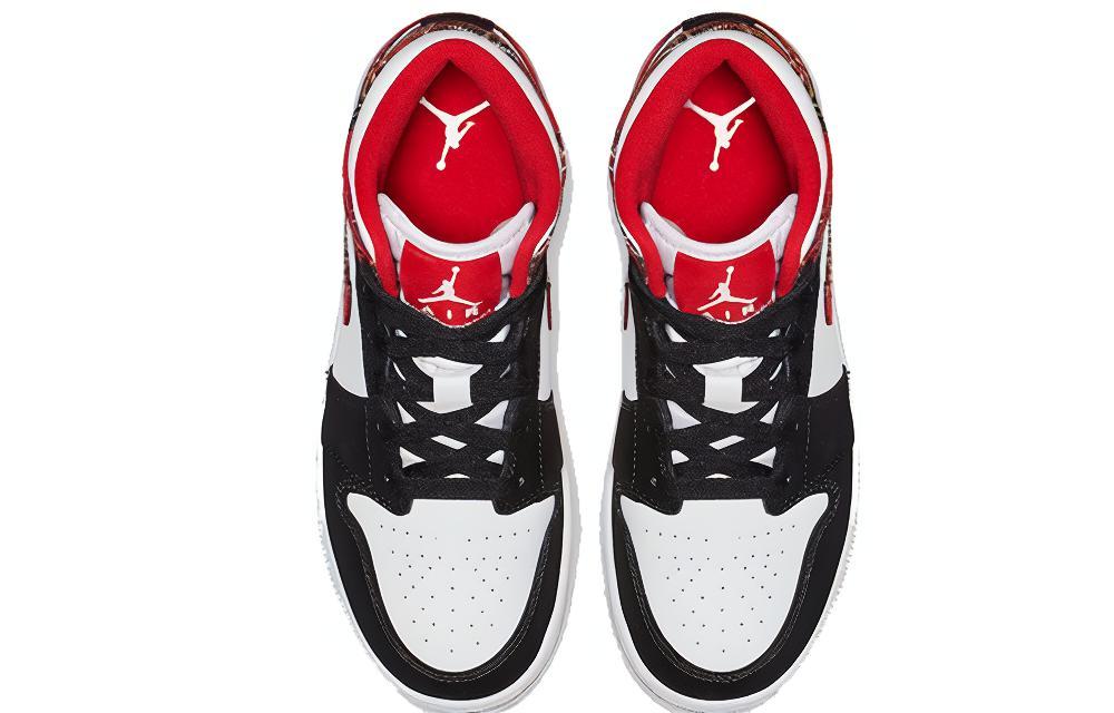 Shop (GS) 에어 조던 1 미드 화이트 플래드 554725-607