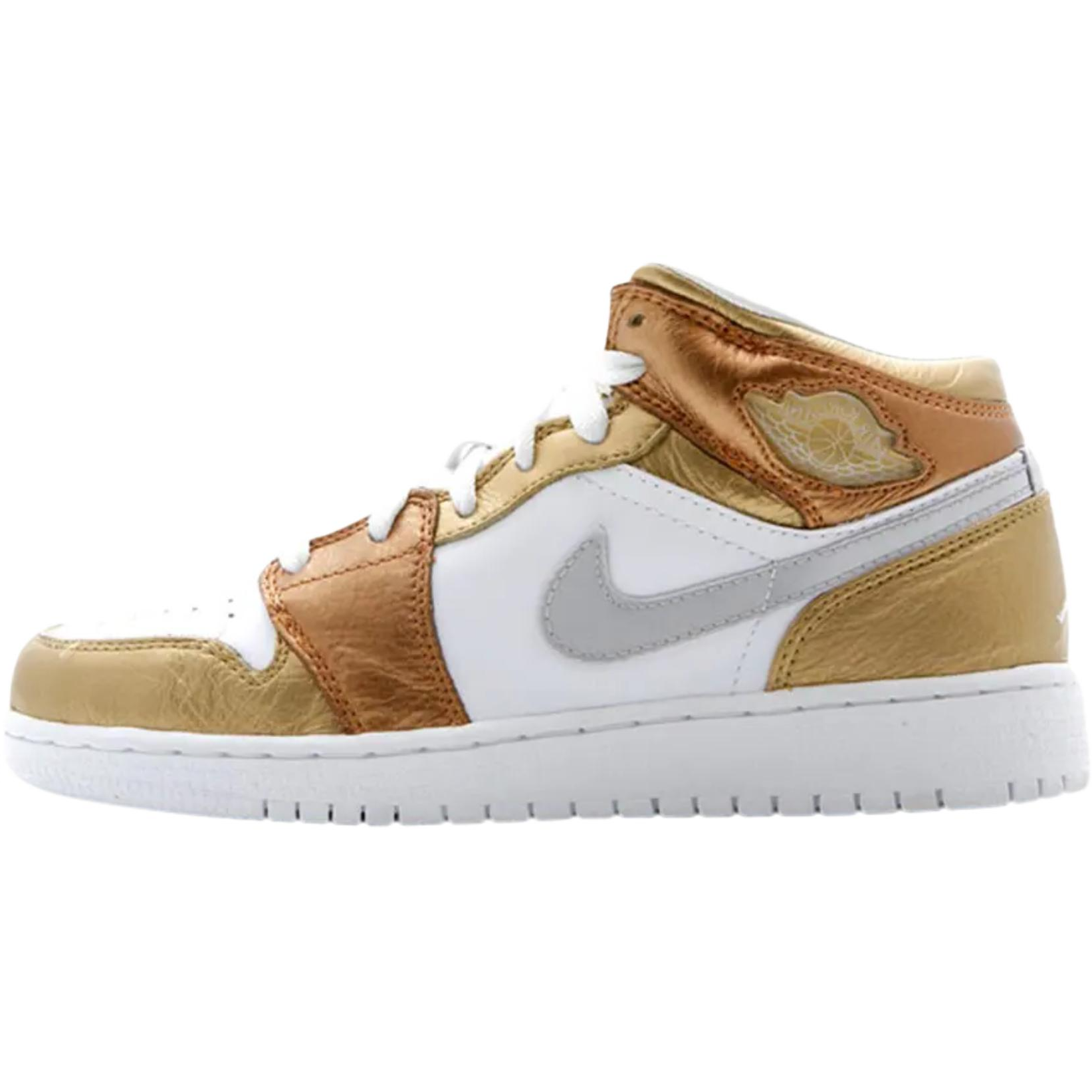 (Grade School) Air Jordan 1 Premium &#x27;Metallic Gold&#x27; 322675-711