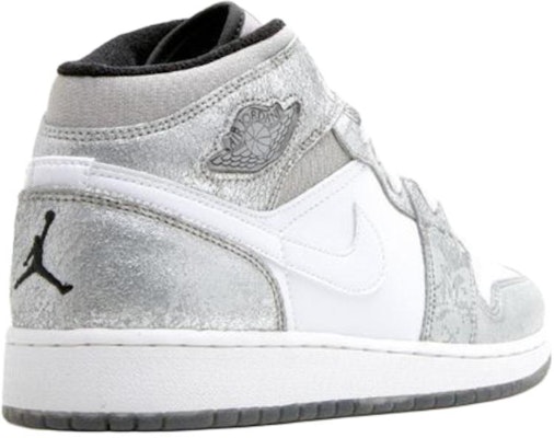 (Kanak-kanak) Air Jordan 1 Premium 'Perak Metalik' 322675-001 Lookbook (Kanak-kanak) Air Jordan 1 Premium 'Perak Metalik' 322675-001
