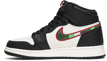 (Sekolah Dasar) Air Jordan 1 Retro High 'A Star Is Born' 575441-015 Lookbook (Sekolah Dasar) Air Jordan 1 Retro High 'A Star Is Born' 575441-015