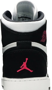 (Akademik) Air Jordan 1 Retro High 'Pure Platinum Hitam Merah Jambu' 332148-015 Sizing (Akademik) Air Jordan 1 Retro High 'Pure Platinum Hitam Merah Jambu' 332148-015