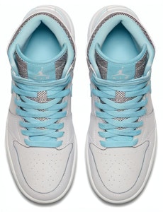 (大童款) Air Jordan 1 复刻高帮 GG '白色静谧蓝' 332148-106 Lookbook (大童款) Air Jordan 1 复刻高帮 GG '白色静谧蓝' 332148-106