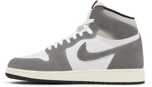 (Akas Gred Sekolah) Air Jordan 1 Retro High OG 'Hitam dan Kelabu Asap' FD1437-051 Lookbook (Akas Gred Sekolah) Air Jordan 1 Retro High OG 'Hitam dan Kelabu Asap' FD1437-051