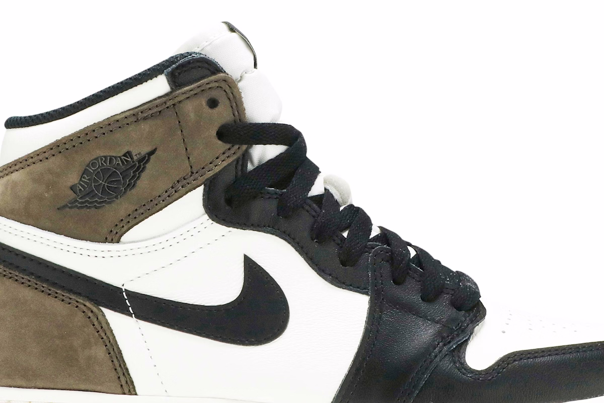 (Grade School) Air Jordan 1 Retro High OG 'Dark Mocha' 575441-105