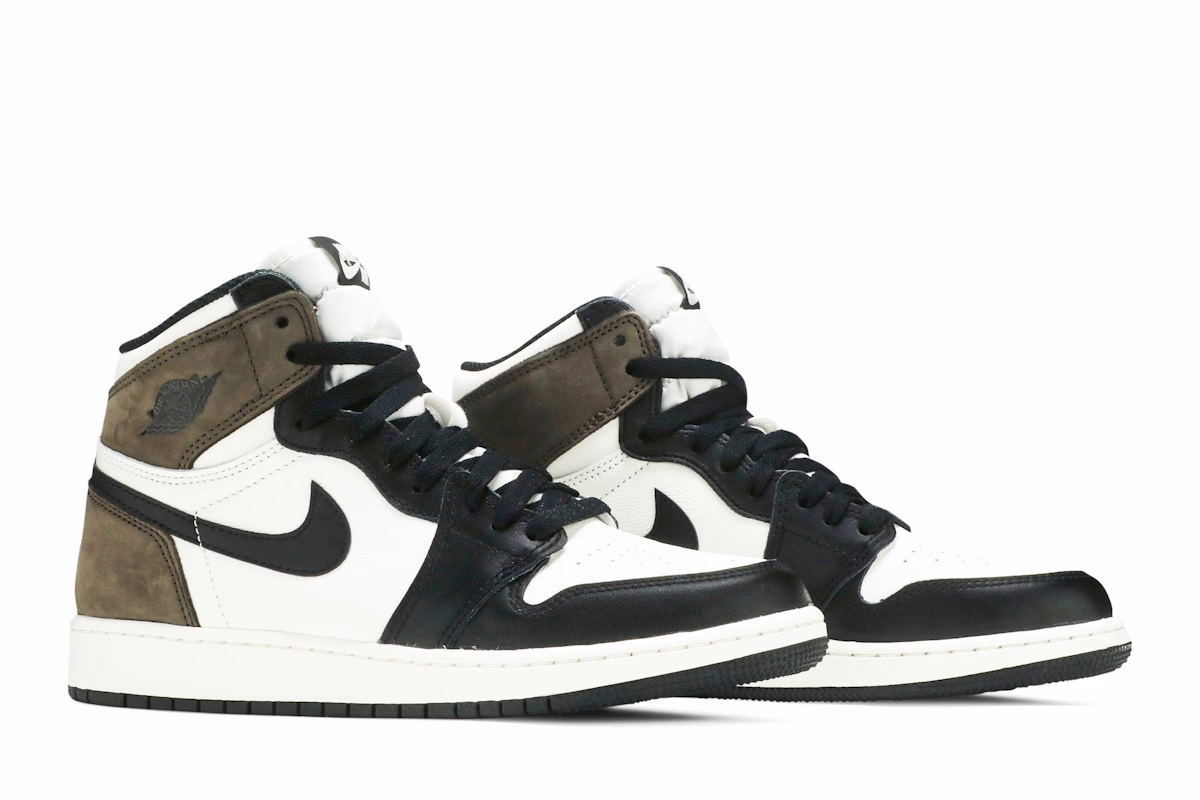 (Grade School) Air Jordan 1 Retro High OG 'Dark Mocha' 575441-105