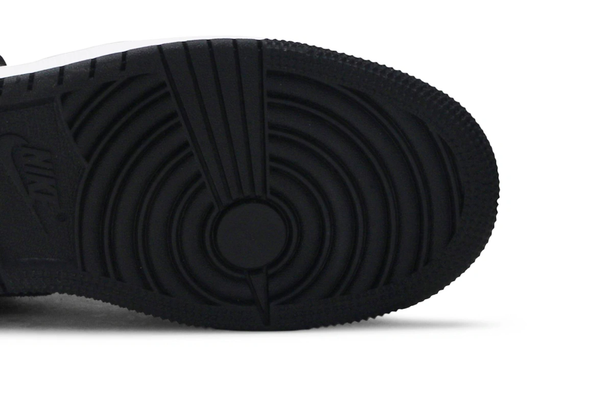 (Grade School) Air Jordan 1 Retro High OG 'Smoke Grey' 575441-126