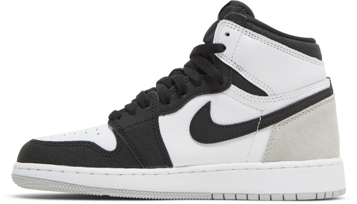 (小學)Air Jordan 1 Retro High OG 'Stage Haze' 575441-108 Lookbook (小學)Air Jordan 1 Retro High OG 'Stage Haze' 575441-108