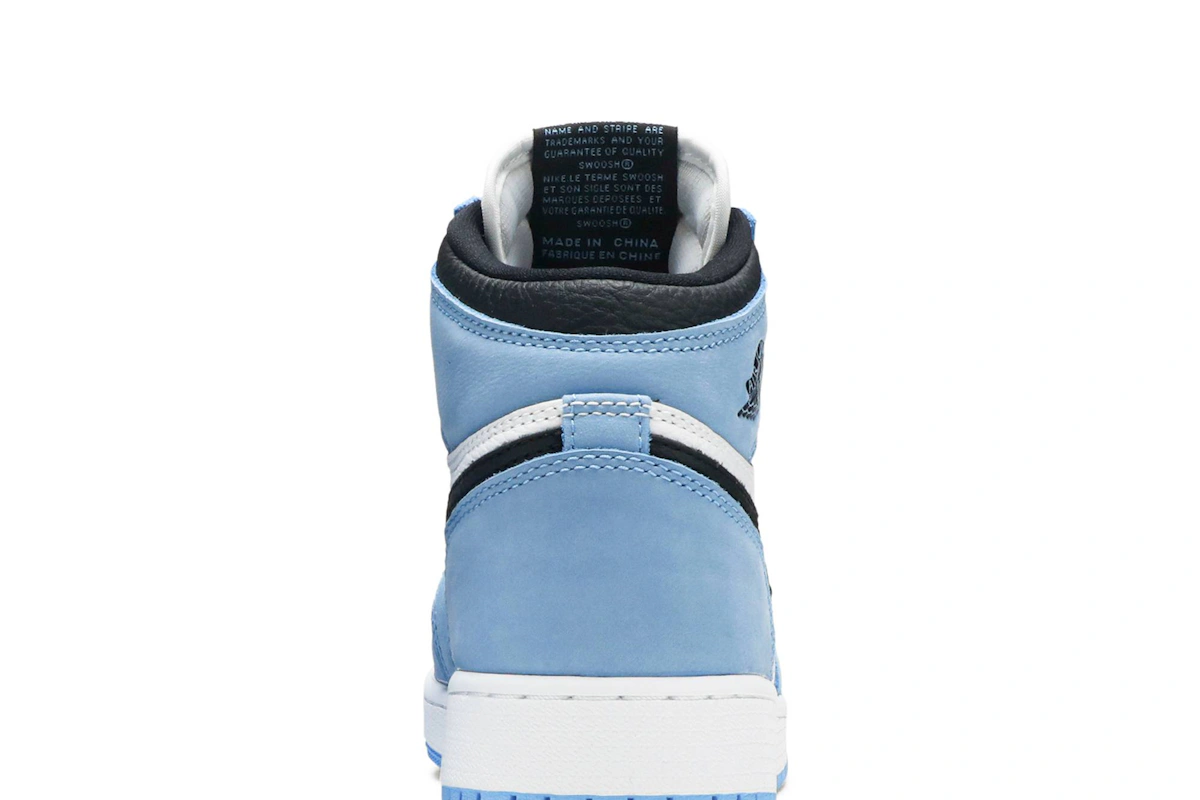 (Grade School) Air Jordan 1 Retro High OG 'University Blue' 575441-134
