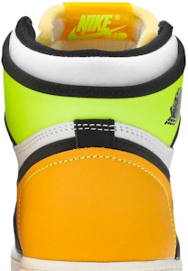 (GS) 에어 조던 1 레트로 하이 OG '볼트 골드' 575441-118 Sizing (GS) 에어 조던 1 레트로 하이 OG '볼트 골드' 575441-118