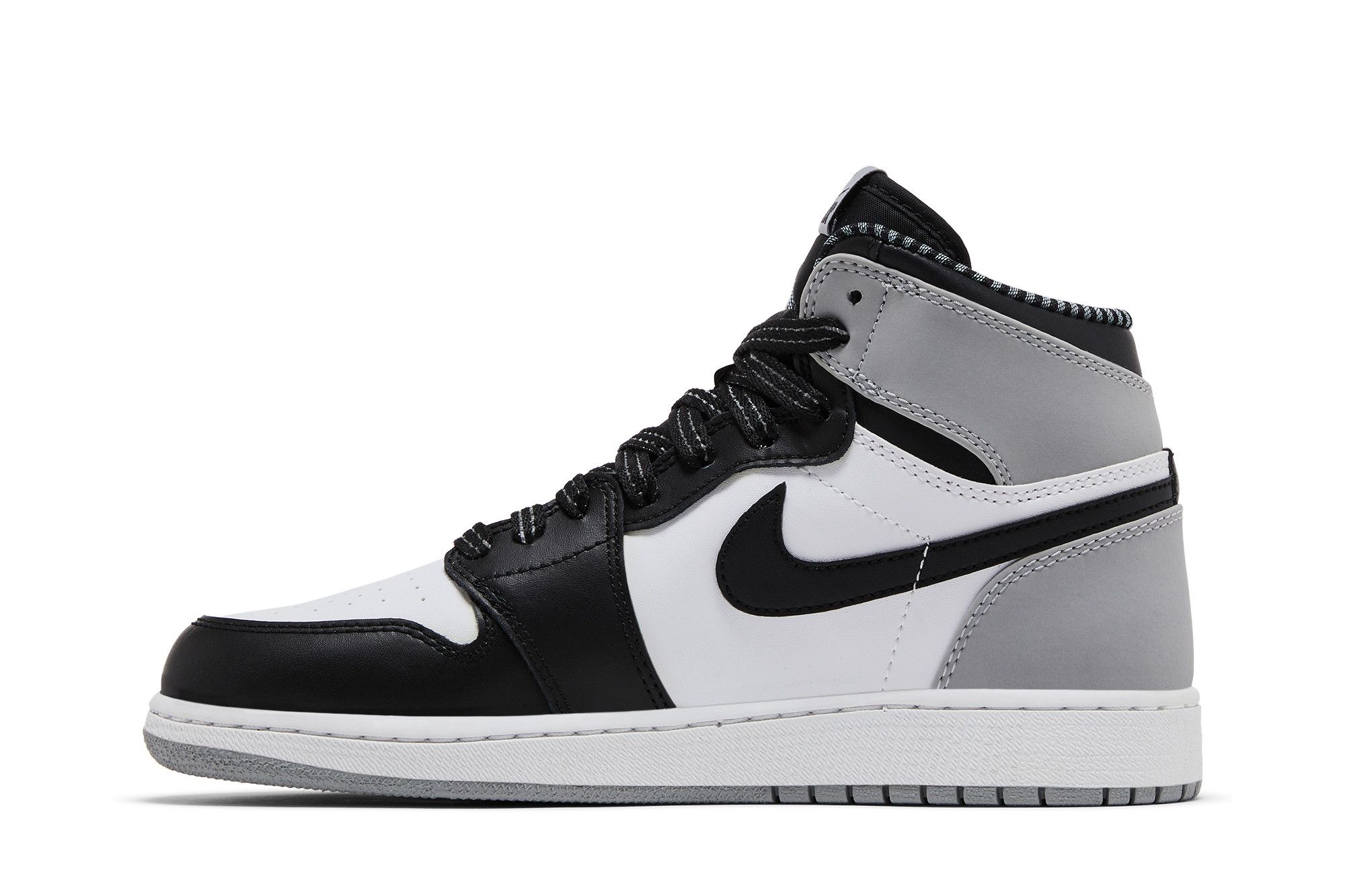 Lookbook 에어 조던 1 레트로 OG BG '바론스' (초등학생) 575441-104