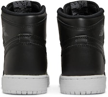 (Akas Sekolah) Air Jordan 1 Retro High OG BG 'Cyber Monday' 575441-006 Details for (Akas Sekolah) Air Jordan 1 Retro High OG BG 'Cyber Monday' 575441-006