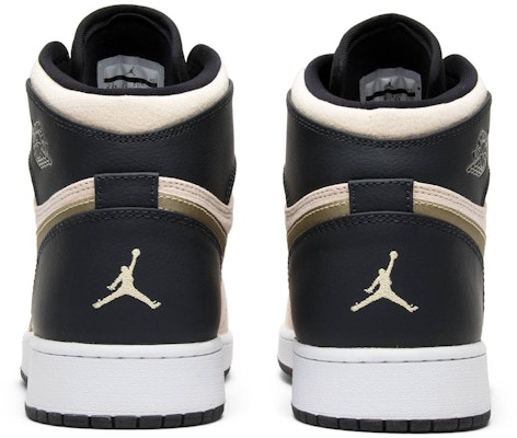 (Grade School) Air Jordan 1 Retro High PRM GG 'Heiress' 832596-209 Details for (Grade School) Air Jordan 1 Retro High PRM GG 'Heiress' 832596-209
