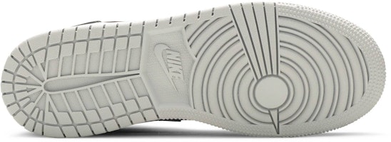 GS エア ジョーダン 1 レトロ MID 黒赤 (Ea Jōdan 1 Retro MID Kuro Aka) 554725-065 Shop GS エア ジョーダン 1 レトロ MID 黒赤 (Ea Jōdan 1 Retro MID Kuro Aka) 554725-065