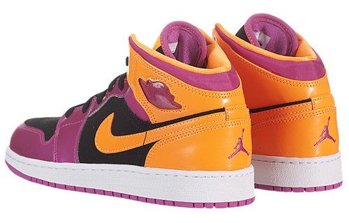 Shop (Año Escolar) Air Jordan 1 Retro Mid 'Cítrico Brillante' 555112-026