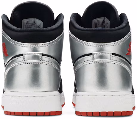 (Grade School) Air Jordan 1 Retro Mid 'Johnny Kilroy' Anak-anak 554725-057 Details for (Grade School) Air Jordan 1 Retro Mid 'Johnny Kilroy' Anak-anak 554725-057