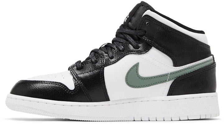 (GS) 에어 조던 1 레트로 미드 '멀티 스우시' 554725-052 Lookbook (GS) 에어 조던 1 레트로 미드 '멀티 스우시' 554725-052