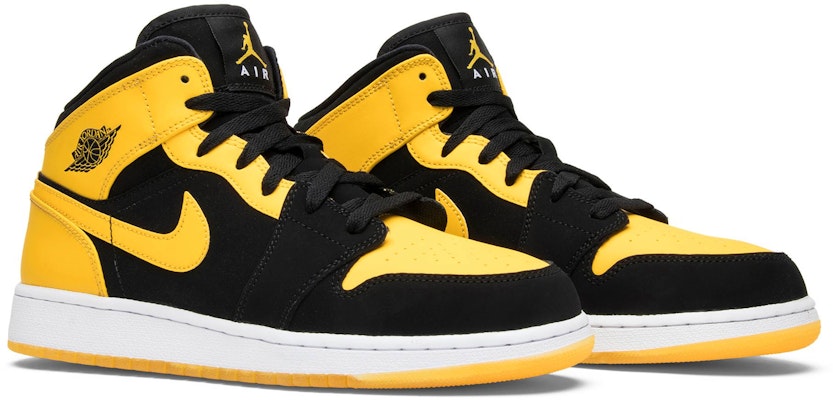 (Grade School) Air Jordan 1 Retro Mid 'New Love' 2017 554725-035 Cheap (Grade School) Air Jordan 1 Retro Mid 'New Love' 2017 554725-035
