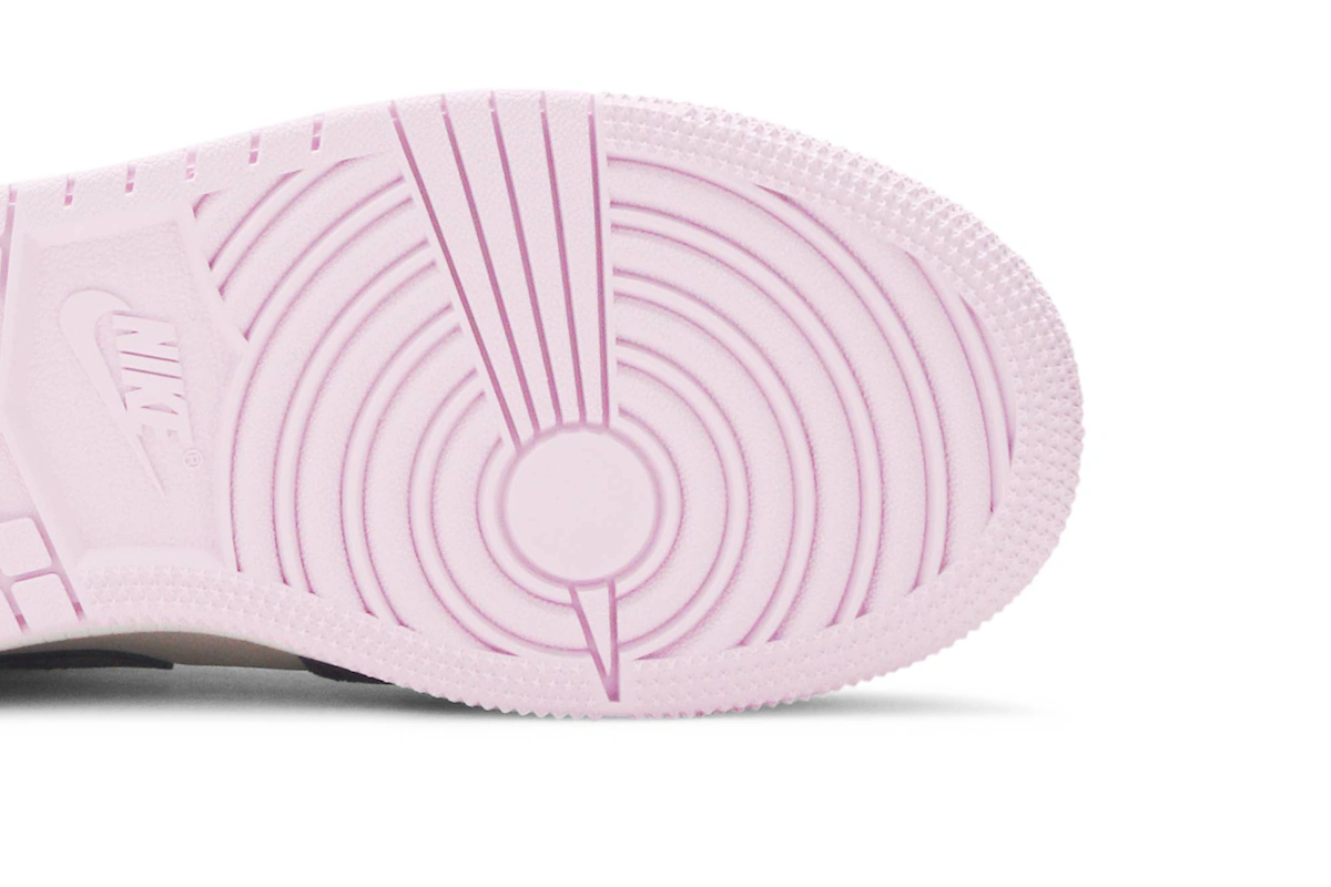 (Grade School) Air Jordan 1 Retro Mid 'Pro Purple' 555112-500