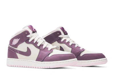 (Grade School) Air Jordan 1 Retro Mid 'Pro Purple' 555112-500
