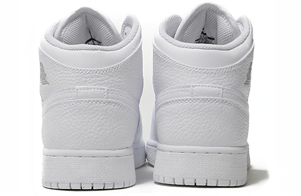 (A Junior) Air Jordan 1 Retro Mid 'Platino Puro' 554725-109 Purchase (A Junior) Air Jordan 1 Retro Mid 'Platino Puro' 554725-109