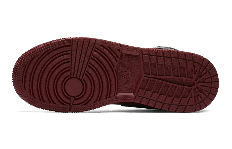 Shop (小学款) Air Jordan 1 Mid 复刻 '团队红黑' 554725-601