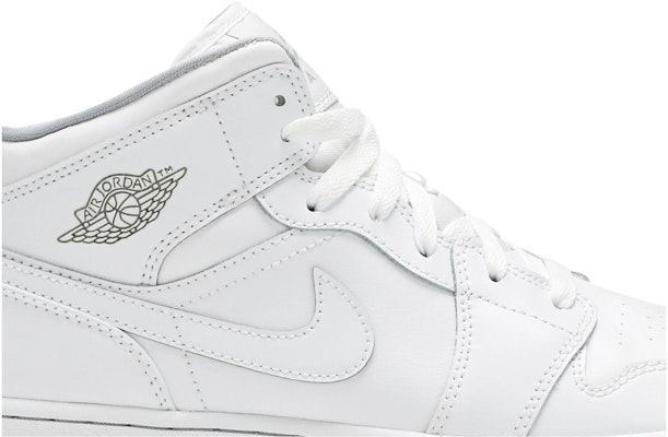 (Grade School) Air Jordan 1 Retro Mid 'White Wolf Grey' 554725-112 Order (Grade School) Air Jordan 1 Retro Mid 'White Wolf Grey' 554725-112