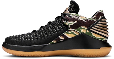 (Akas Sekolah) Air Jordan 32 Low 'Camo' AA1257-021 Lookbook (Akas Sekolah) Air Jordan 32 Low 'Camo' AA1257-021