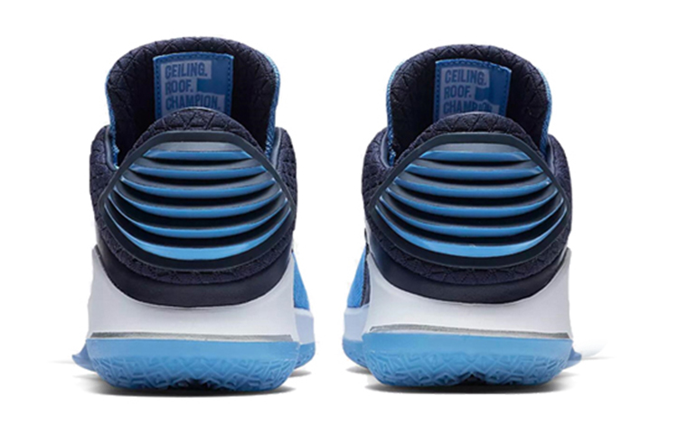 Shop (Kanak-Kanak) Air Jordan 32 Low 'Menang Seperti 82' AA1257-401