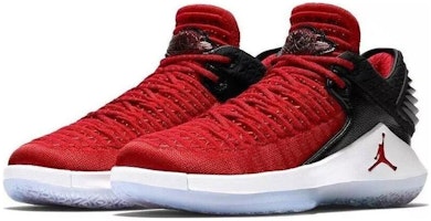 (Academia) Air Jordan 32 Low 'Ganar Como el 96' AA1257-603 Lookbook (Academia) Air Jordan 32 Low 'Ganar Como el 96' AA1257-603