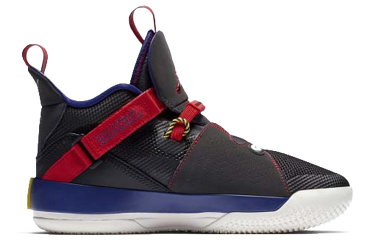 Order (Kanak-Kanak Sekolah) Air Jordan 33 'Tech Pack' AQ9244-001