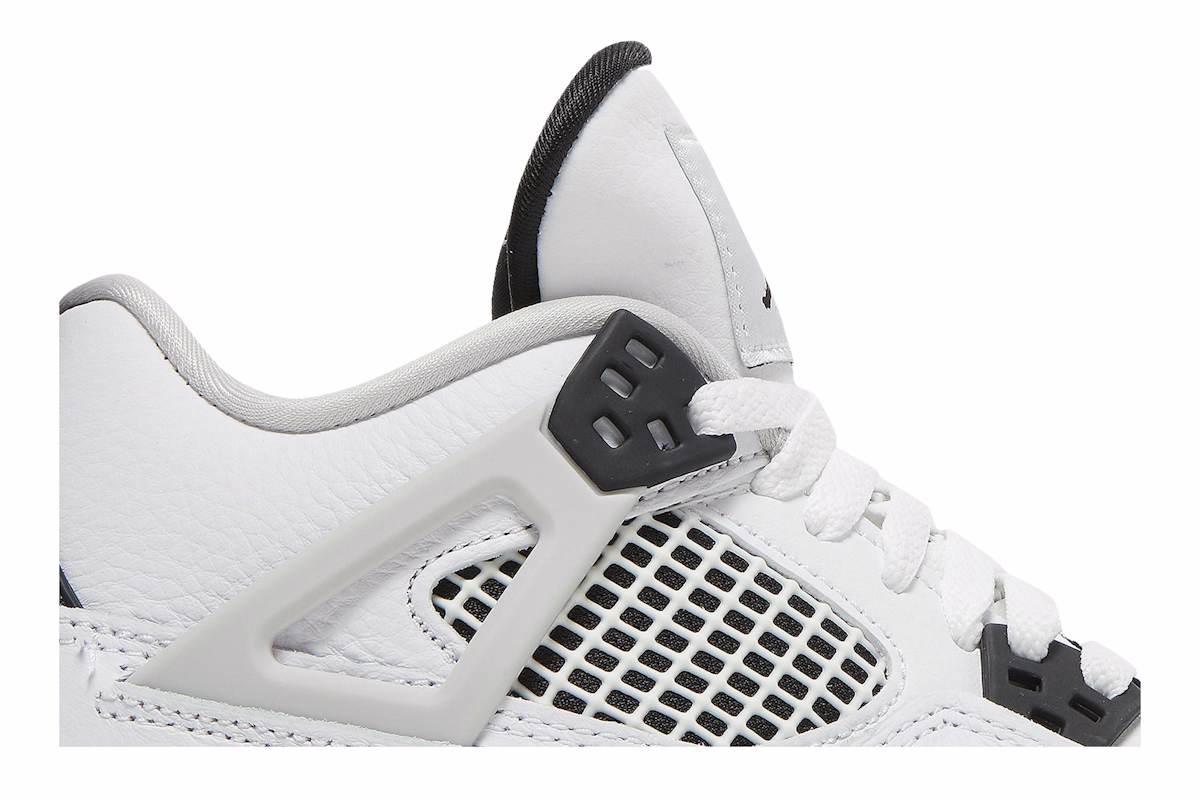 (Grade School) Air Jordan 4 Retro 'Military Black' 408452-111