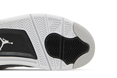 (Grade School) Air Jordan 4 Retro 'Military Black' 408452-111