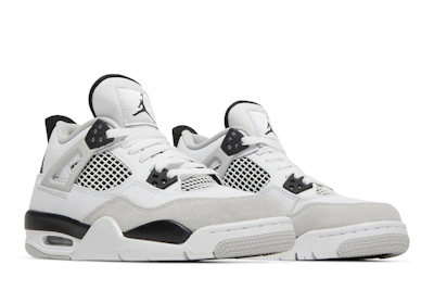 (Grade School) Air Jordan 4 Retro 'Military Black' 408452-111