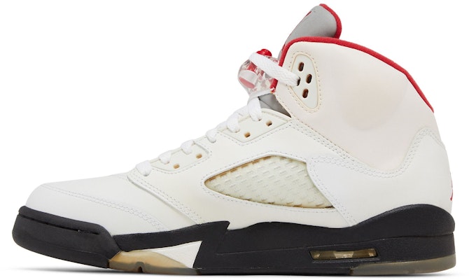 (大童款) 2013款 Air Jordan 5 复刻 '火红' 440888-100 Lookbook (大童款) 2013款 Air Jordan 5 复刻 '火红' 440888-100