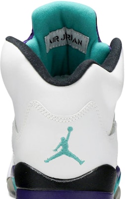 (Grade School) Air Jordan 5 Retro 'Grape' 2013 440888-108 Sizing (Grade School) Air Jordan 5 Retro 'Grape' 2013 440888-108