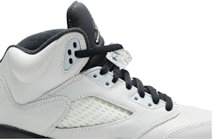 (Ana Kecil) Air Jordan 5 Retro 'Wolf Grey' 440892-008 Order (Ana Kecil) Air Jordan 5 Retro 'Wolf Grey' 440892-008