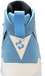 (Año Escolar) Air Jordan 7 Retro 'Pantone' 304774-400 Sizing (Año Escolar) Air Jordan 7 Retro 'Pantone' 304774-400