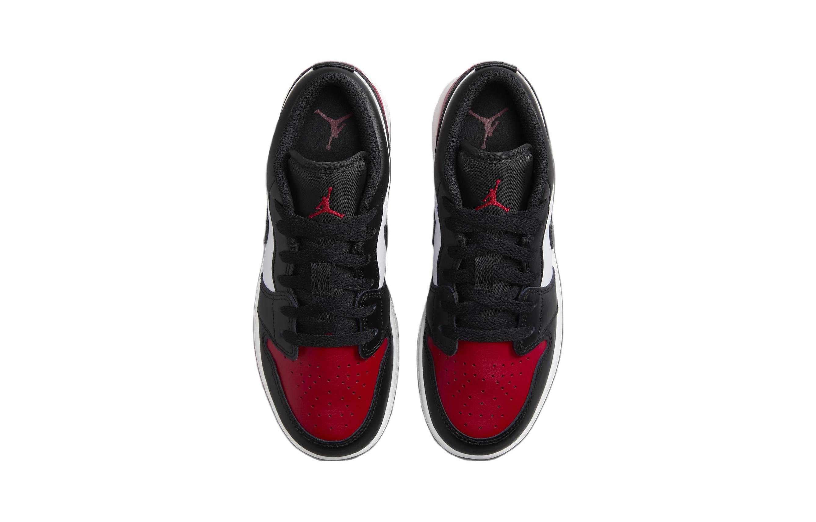 Shop GS エア ジョーダン 1 ロー "ブレッドトゥ 2.0" 553560-161