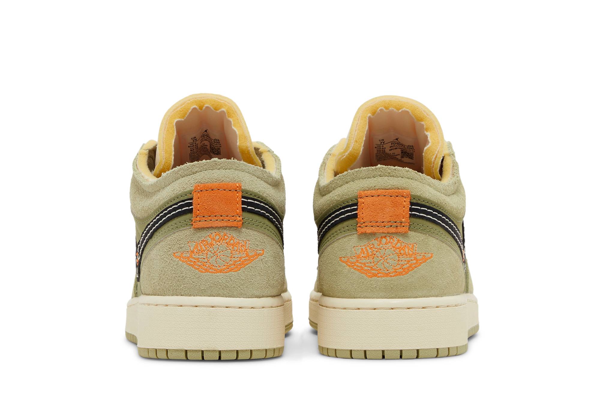 (Grade School) Air Jordan Low SE Craft 'Sky J Light Olive' Anak-Anak  FD9092-300
