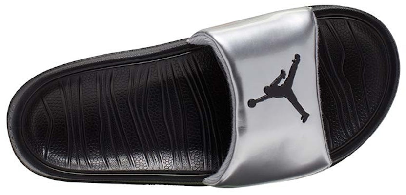 (Grade School) Air Jordan Break Slide 'Metallic Silver Black' CD5472-005 Lookbook (Grade School) Air Jordan Break Slide 'Metallic Silver Black' CD5472-005