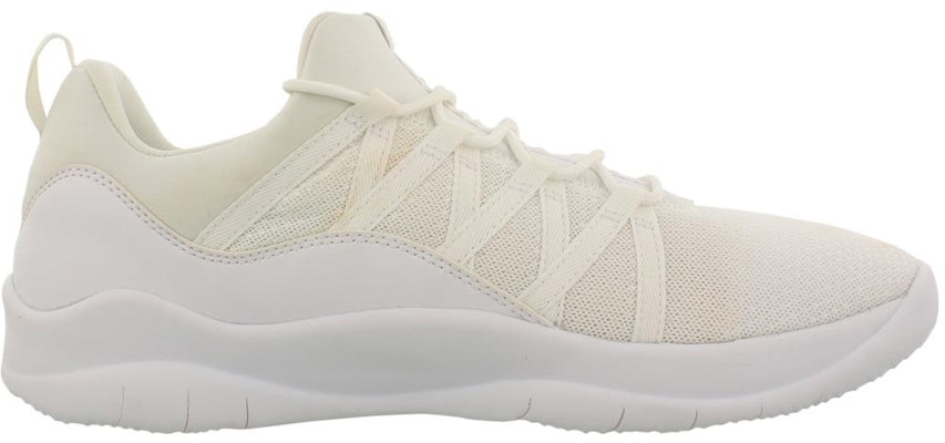 Nike Air Jordan Deca Fly 'Triple White' Anak-anak Sekolah Dasar 844371-100 Order Nike Air Jordan Deca Fly 'Triple White' Anak-anak Sekolah Dasar 844371-100