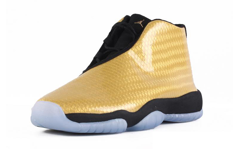 Lookbook （小學年級）Air Jordan Future GG 685251-990